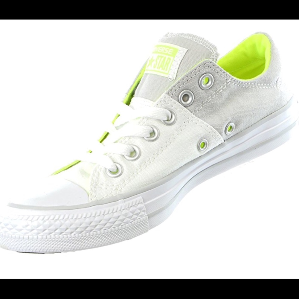 Women’s Converse Chuck Taylor All Star Sneakers